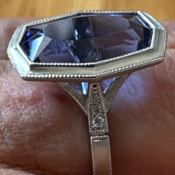 โจ TOP Color Tanzanite Ring with Natural Diamond Accents โจ (Over 5 Carats!)) - Picture 8 of 16